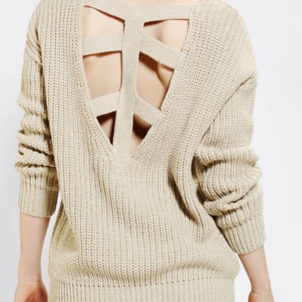UO Sparkle & Fade Open Cross Back Sweater in Tan. Women’s Medium